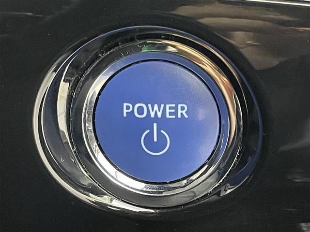 プリウス Ｓセーフティプラス　純正９型ナビ（ＣＤ　ＤＶＤ　ＢＴ　フルセグＴＶ）　バックカメラ　ビルトインＥＴＣ　ドライブレコーダー　トヨタセーフティセンス　プリクラッシュセーフティ　レーンキープアシスト　オートハイビーム（14枚目）