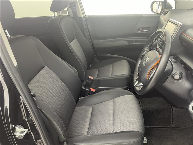 シエンタ ファンベースG 純正ナビ/フルセグTV バックカメラ ビルトインETC コーナーセンサー 衝突被害軽減ブレーキ レーンキープ アクセル踏み間違い防止 オートマチックハイビーム 両側電動スライドドア 純正15インチAW(14枚目)