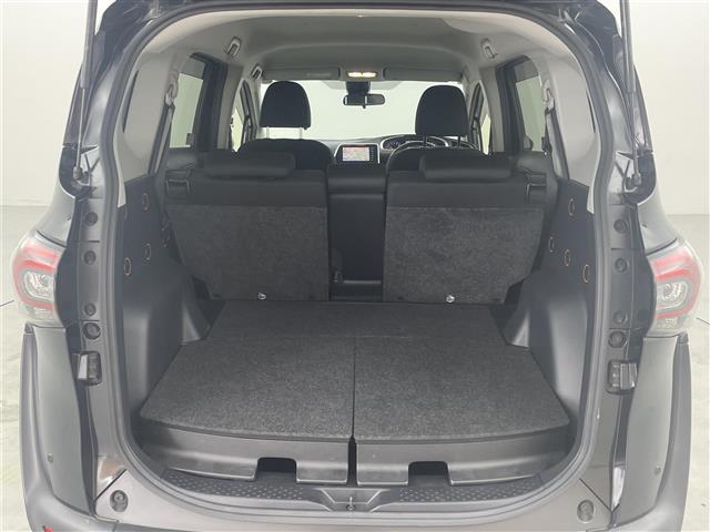 シエンタ ファンベースG 純正ナビ/フルセグTV バックカメラ ビルトインETC コーナーセンサー 衝突被害軽減ブレーキ レーンキープ アクセル踏み間違い防止 オートマチックハイビーム 両側電動スライドドア 純正15インチAW(16枚目)