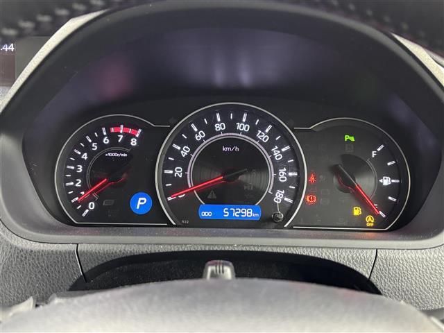 ヴォクシー ＺＳ　煌ＩＩ　後席モニター　両側パワースライドドア　純正１０型ナビ／フルセグＴＶ／ＢＴ　バックカメラ　ＥＴＣ　クルコン　衝突軽減　レーンキープ　コーナーセンサー　アイドリング　オートハイビーム　純正１６インチＡＷ（21枚目）