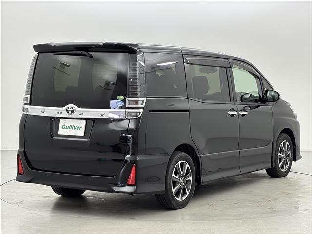 ヴォクシー ＺＳ　煌ＩＩ　後席モニター　両側パワースライドドア　純正１０型ナビ／フルセグＴＶ／ＢＴ　バックカメラ　ＥＴＣ　クルコン　衝突軽減　レーンキープ　コーナーセンサー　アイドリング　オートハイビーム　純正１６インチＡＷ（38枚目）