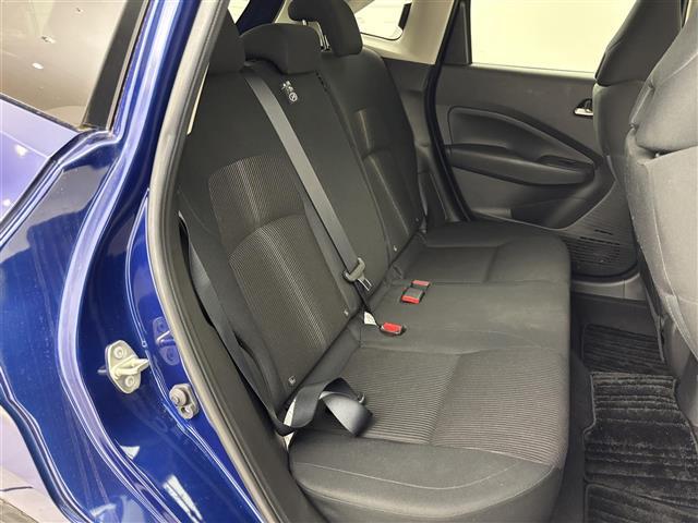 ノート Ｘ　純正ナビ　全方位カメラ　エマージェンシーブレーキ　レーンアシスト　ＢＳＭ　プロパイロット　アイドリングストップ　ドライブモード　デジタルルームミラー　置くだけ充電　ＥＴＣ　ドラレコ　純正アルミホイール（15枚目）