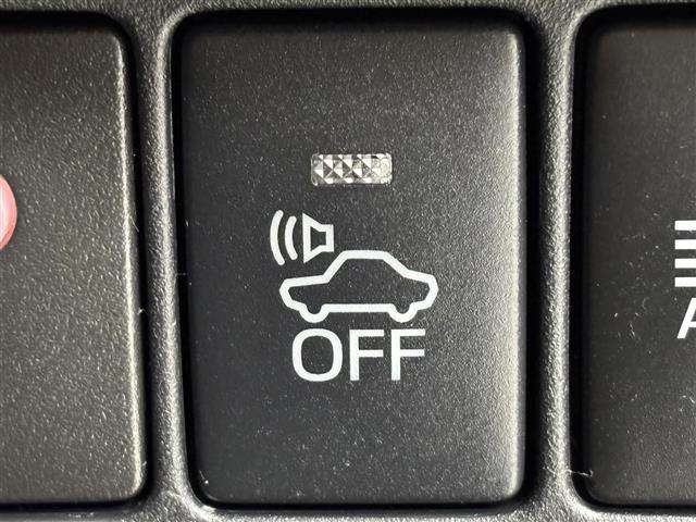 Ｃ－ＨＲ Ｇ　ワンオーナー　純正９型ナビ　バックカメラ　ＥＴＣ　衝突軽減　レーダークルコン　ＢＳＭ　レーンキープ　コーナーセンサー　横滑り防止　オートハイビーム　シートヒーター　ＴＶキャンセラー　純正１８インチＡＷ（10枚目）