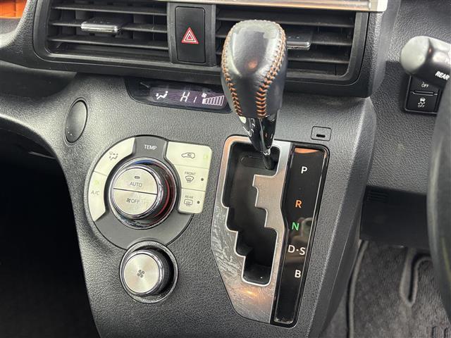 シエンタ Ｇ　クエロ　純正ナビ／フルセグＴＶ／ＢＴ　バックカメラ　ＥＴＣ　ドラレコ　両側パワースライドドア　衝突軽減　レーンキープ　コーナーセンサー　横滑り防止　オートハイビーム　アイドリング　ＬＥＤ　オートライト（29枚目）