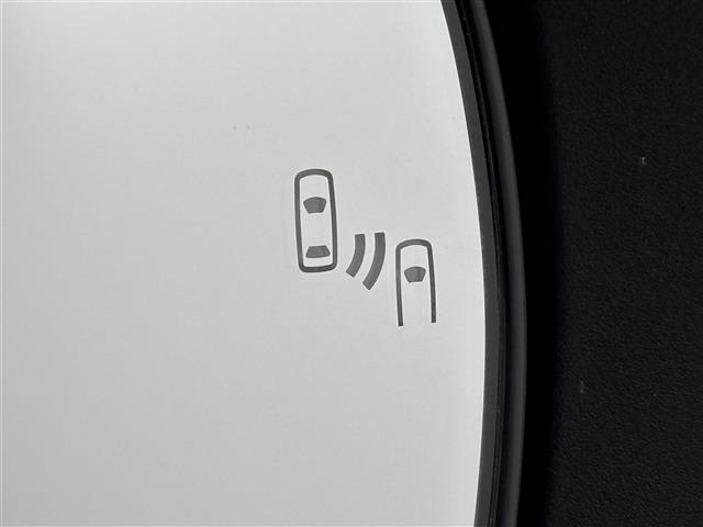 ライズ Ｇ　純正９インチナビ／フルセグＴＶ／ＢＴ　全方位カメラ　ＥＴＣ　衝突軽減　ＢＳＭ　アクセル踏み間違い　レーンキープ　コーナーセンサー　横滑り防止　アイドリング　純正１６インチＡＷ　オートライト　ＬＥＤ（7枚目）