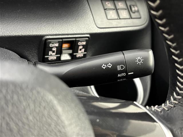 シエンタ Ｇ　純正ナビ／フルセグＴＶ／ＢＴ　全方位　両側パワースライドドア　ビルトインＥＴＣ　衝突軽減　レーンキープ　コーナーセンサー　横滑り防止　アイドリング　オートハイビーム　ＬＥＤ　革巻きステアリング（28枚目）