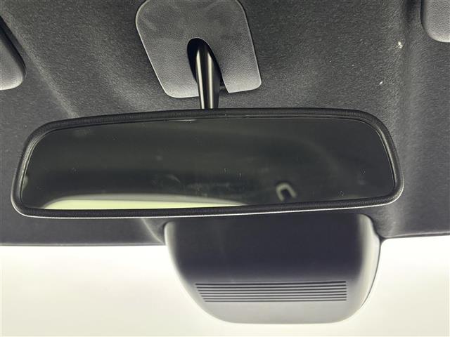 Ｎ－ＢＯＸカスタム コーディネートスタイル　純正ＤＡ　バックカメラ　両側パワースライドドア　レーダークルコン　衝突軽減　レーンキープ　コーナーセンサー　横滑り防止　アクセル踏み間違い　シートヒーター　オートライト　純正１４インチＡＷ　ＬＥＤ（32枚目）