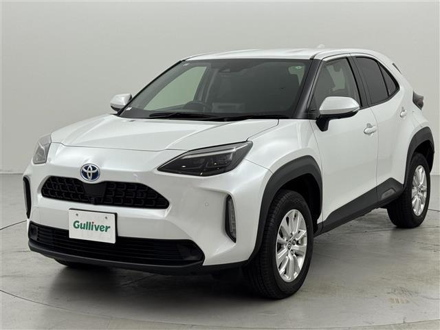 ヤリスクロス ハイブリッドＧ　純正ディスプレイオーディオ　ナビキット　全方位カメラ　プリクラッシュセーフティ　ＬＴＡ　ＡＨＢ　レーダークルーズコントロール　ＢＳＭ　ソナー　電動パーキングブレーキ　ＥＴＣ２．０　純正アルミ（20枚目）