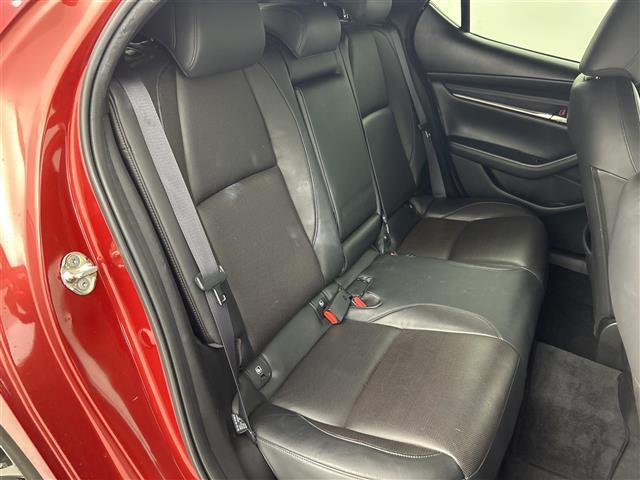 ＭＡＺＤＡ３ファストバック Ｘ　Ｌパッケージ　１０．２５インチナビ　全方位　ＢＯＳＥ　サンルーフ　シートヒーター　メモリーシート　レザーシート　ハンドルヒーター　衝突軽減　ＬＤＡ　ＡＨＢ　追従クルコン　ソナー　純正１８インチアルミ　ＥＴＣ（16枚目）