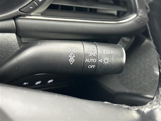 ＭＡＺＤＡ３ファストバック Ｘ　Ｌパッケージ　１０．２５インチナビ　全方位　ＢＯＳＥ　サンルーフ　シートヒーター　メモリーシート　レザーシート　ハンドルヒーター　衝突軽減　ＬＤＡ　ＡＨＢ　追従クルコン　ソナー　純正１８インチアルミ　ＥＴＣ（26枚目）