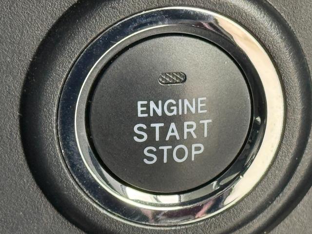 ルーミー カスタムＧ　純正７型ナビ（ＣＤ　ＤＶＤ　ＢＴ　フルセグ）　全方位カメラ　ＥＴＣ　前後ドライブレコーダー　衝突被害軽減ブレーキ　レーンキープアシスト　コーナーセンサー　クルーズコントロール　オートライト　ＬＥＤ（74枚目）