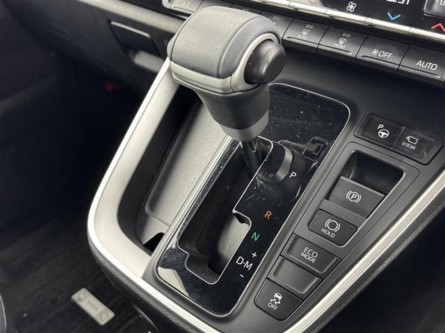 ヴォクシー Ｓ－Ｚ　後席モニター　純正ナビ　全方位　デジタルルームミラー　両側パワースライドドア　ドラレコ　ＥＴＣ　ＢＳＭ　衝突軽減　レーダークルコン　レーンキープ　コーナーセンサー　パワーバックドア　パーキングアシスト（29枚目）