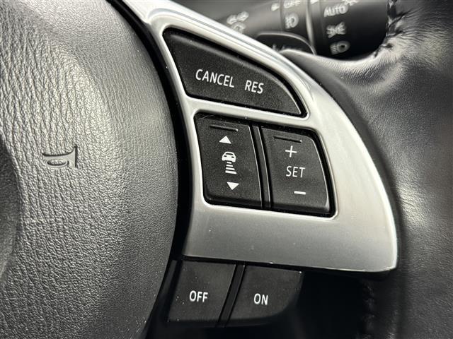 アテンザセダン ２０Ｓプロアクティブ　純正ナビ／フルセグＴＶ　バックカメラ　ＥＴＣ　前方ドラレコ　クルーズコントロール　衝突軽減　ＢＳＭ　レーンキープ　横滑り防止　アイドリング　コーナーセンサー　アクセル踏み間違い　純正１９インチＡＷ（10枚目）