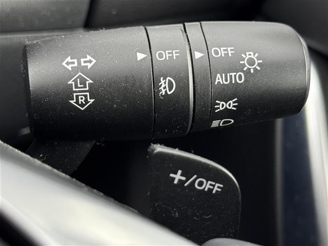 アテンザセダン ２０Ｓプロアクティブ　純正ナビ／フルセグＴＶ　バックカメラ　ＥＴＣ　前方ドラレコ　クルーズコントロール　衝突軽減　ＢＳＭ　レーンキープ　横滑り防止　アイドリング　コーナーセンサー　アクセル踏み間違い　純正１９インチＡＷ（26枚目）