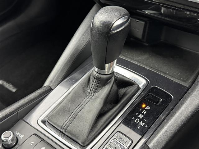 アテンザセダン ２０Ｓプロアクティブ　純正ナビ／フルセグＴＶ　バックカメラ　ＥＴＣ　前方ドラレコ　クルーズコントロール　衝突軽減　ＢＳＭ　レーンキープ　横滑り防止　アイドリング　コーナーセンサー　アクセル踏み間違い　純正１９インチＡＷ（29枚目）