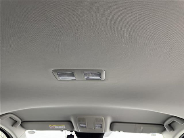 アテンザセダン ２０Ｓプロアクティブ　純正ナビ／フルセグＴＶ　バックカメラ　ＥＴＣ　前方ドラレコ　クルーズコントロール　衝突軽減　ＢＳＭ　レーンキープ　横滑り防止　アイドリング　コーナーセンサー　アクセル踏み間違い　純正１９インチＡＷ（33枚目）