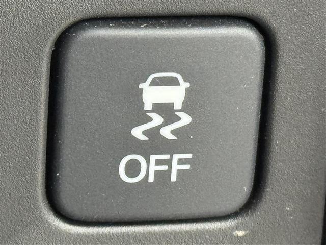 ヴェゼル ハイブリッドＲＳ・ホンダセンシング　純正ナビ　バックカメラ　衝突軽減　アダプティブクルーズコントロール　レーンキープ　横滑り防止　アクセル踏み間違い　ＥＴＣ　前後ドラレコ　シートヒーター　パドルシフト　純正１８インチＡＷ　ＬＥＤ（13枚目）