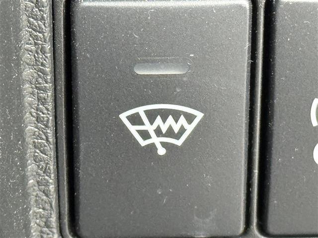 ヴェゼル ハイブリッドＲＳ・ホンダセンシング　純正ナビ　バックカメラ　衝突軽減　アダプティブクルーズコントロール　レーンキープ　横滑り防止　アクセル踏み間違い　ＥＴＣ　前後ドラレコ　シートヒーター　パドルシフト　純正１８インチＡＷ　ＬＥＤ（32枚目）