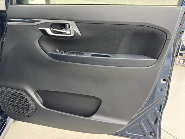 ムーヴ カスタム　ＸリミテッドＩＩ　ＳＡＩＩＩ　純正ナビ／フルセグＴＶ／ＢＴ　全方位　ＥＴＣ　ドラレコ　衝突軽減　横滑り防止　コーナーセンサー　オートマチックハイビーム　アクセル踏み間違い　アイドリング　シートヒーター　純正１４インチＡＷ　ＬＥＤ（72枚目）