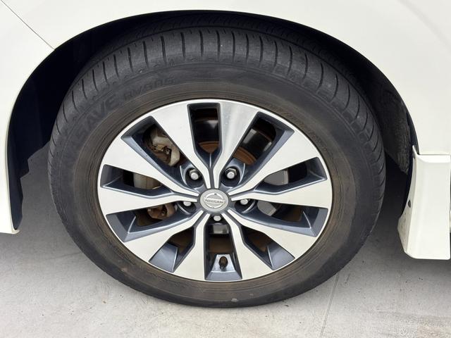 セレナ ハイウェイスター　ＶセレクションＩＩ　純正９型ナビ／フルセグＴＶ　全方位カメラ　デジタルインナーミラー　レーダー探知機　プロパイロット　コーナーセンサー　エマージェンシーブレーキ　レーンキープ　パーキングアシスト　両側パワースライドドア（68枚目）