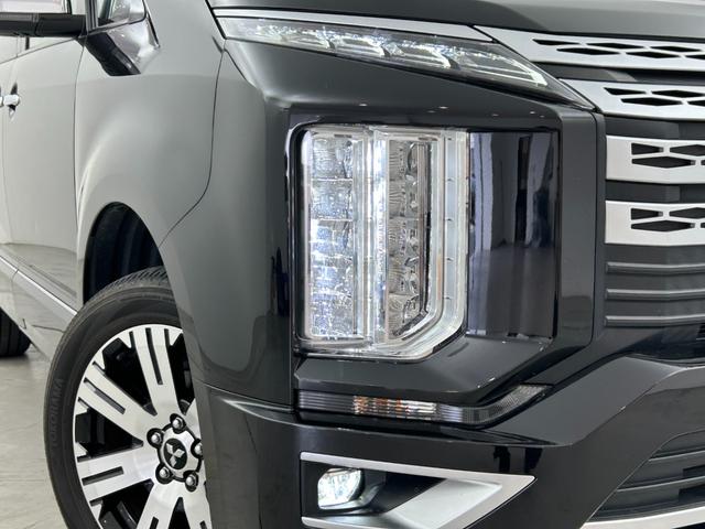 デリカＤ：５ Ｐ　純正１０型ナビ　全方位カメラ　前後ドラレコ　ＥＴＣ　ＡＣＣ　衝突軽減ブレーキ　レーンキープ　ＢＳＭ　パドルシフト　両側電動スライドドア　電動サイドステップ　ステアリングヒーター　シートヒーター　ＬＥＤ（17枚目）