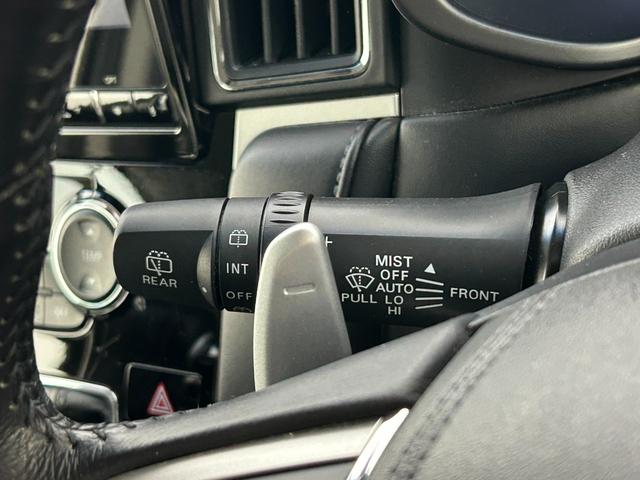 デリカＤ：５ Ｐ　純正１０型ナビ　全方位カメラ　前後ドラレコ　ＥＴＣ　ＡＣＣ　衝突軽減ブレーキ　レーンキープ　ＢＳＭ　パドルシフト　両側電動スライドドア　電動サイドステップ　ステアリングヒーター　シートヒーター　ＬＥＤ（26枚目）