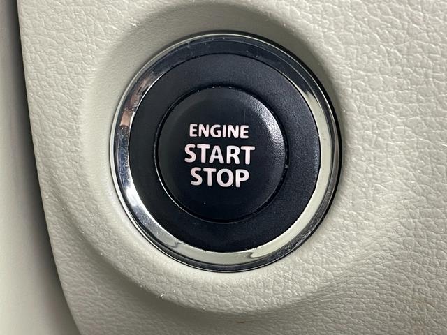 アルトラパン Ｓ　社外ナビ／フルセグＴＶ　ＥＴＣ　前方ドライブレコーダー　衝突軽減ブレーキ　横滑り防止装置　アイドリングストップ　シートヒーター　プッシュスタート／スマートキー　電動格納式ドアミラー　純正フロアマット（5枚目）