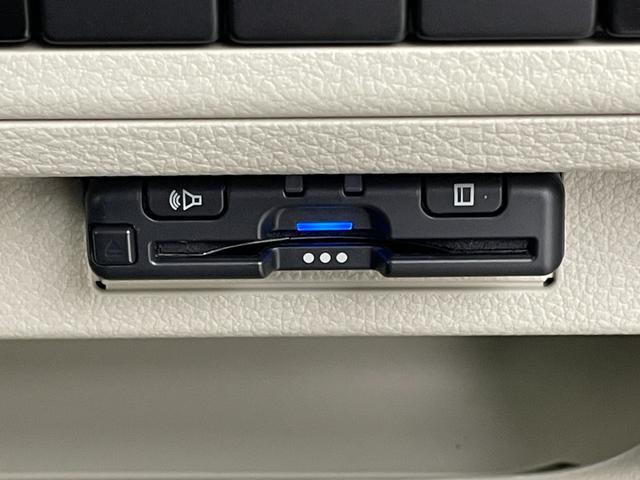 アルトラパン Ｓ　社外ナビ／フルセグＴＶ　ＥＴＣ　前方ドライブレコーダー　衝突軽減ブレーキ　横滑り防止装置　アイドリングストップ　シートヒーター　プッシュスタート／スマートキー　電動格納式ドアミラー　純正フロアマット（11枚目）