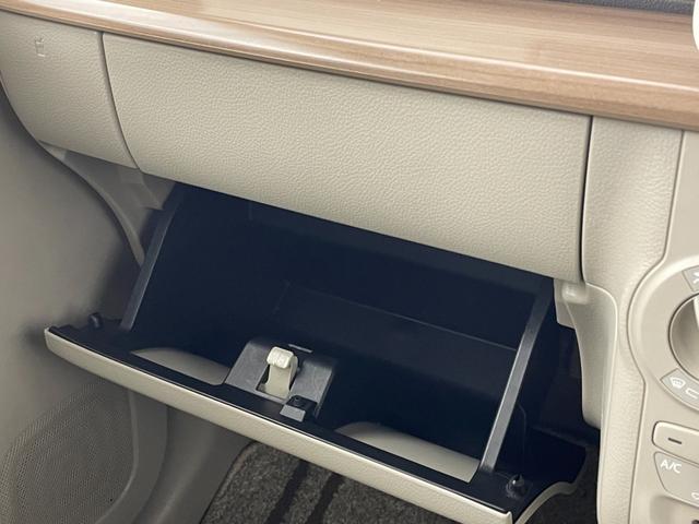 アルトラパン Ｓ　社外ナビ／フルセグＴＶ　ＥＴＣ　前方ドライブレコーダー　衝突軽減ブレーキ　横滑り防止装置　アイドリングストップ　シートヒーター　プッシュスタート／スマートキー　電動格納式ドアミラー　純正フロアマット（31枚目）