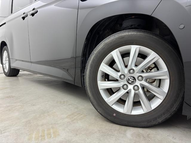 ノア ハイブリッドG 純正10.5型DAナビ 全方位カメラ ETC2.0 前後ドラレコ レーダークルコン トヨタセーフティセンス アクセル踏み間違い防止 パーキングアシスト 片側電動スライドドア 純正16インチAW LED(18枚目)