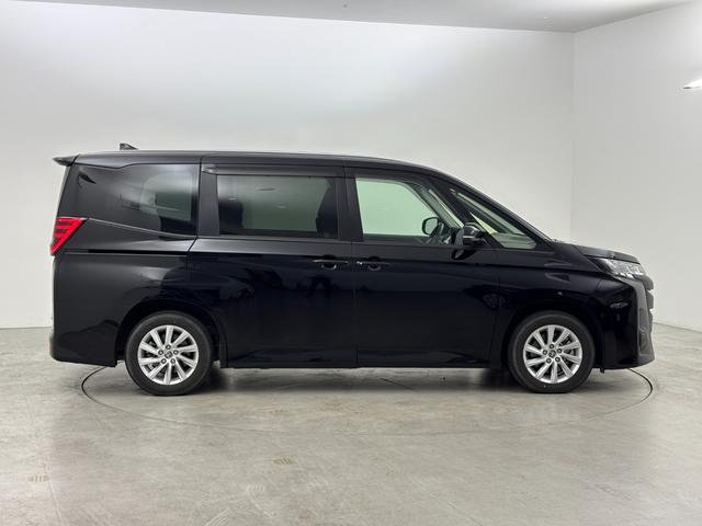 ノア ハイブリッドG 純正10.5型DAナビ 全方位カメラ ETC2.0 前後ドラレコ レーダークルコン トヨタセーフティセンス アクセル踏み間違い防止 パーキングアシスト 片側電動スライドドア 純正16インチAW LED(39枚目)