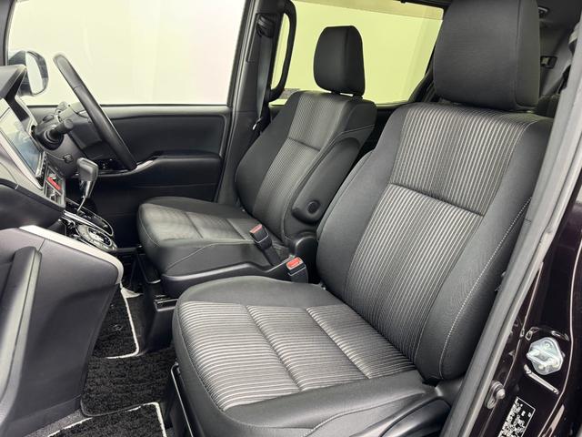 ヴォクシー ＺＳ　煌　純正ナビ／フルセグＴＶ／ＢＴ　両側パワースライドドア　ＥＴＣ　ドライブレコーダー　バックカメラ　クルーズコントロール　衝突軽減被害システム　レーンキープ　横滑り防止装置　オートマチックハイビーム（34枚目）