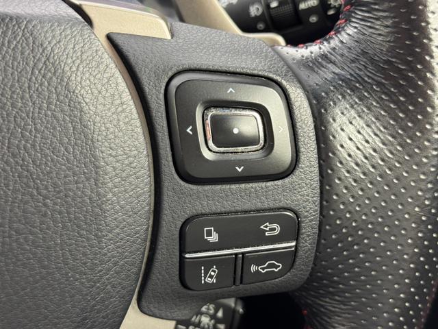 ＮＸ ＮＸ３００　Ｆスポーツ　パノラマムーンルーフ　メーカーナビ　バックカメラ　ＥＴＣ　レーダークルコン　トヨタセーフティセンス　パドルシフト　シートベンチレーション／ヒーター　ステアリングヒーター　パワーバックドア　３眼ＬＥＤ（9枚目）