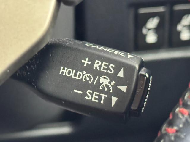 ＮＸ ＮＸ３００　Ｆスポーツ　パノラマムーンルーフ　メーカーナビ　バックカメラ　ＥＴＣ　レーダークルコン　トヨタセーフティセンス　パドルシフト　シートベンチレーション／ヒーター　ステアリングヒーター　パワーバックドア　３眼ＬＥＤ（10枚目）