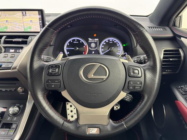 ＮＸ ＮＸ３００　Ｆスポーツ　パノラマムーンルーフ　メーカーナビ　バックカメラ　ＥＴＣ　レーダークルコン　トヨタセーフティセンス　パドルシフト　シートベンチレーション／ヒーター　ステアリングヒーター　パワーバックドア　３眼ＬＥＤ（24枚目）