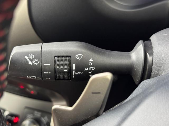 ＮＸ ＮＸ３００　Ｆスポーツ　パノラマムーンルーフ　メーカーナビ　バックカメラ　ＥＴＣ　レーダークルコン　トヨタセーフティセンス　パドルシフト　シートベンチレーション／ヒーター　ステアリングヒーター　パワーバックドア　３眼ＬＥＤ（26枚目）