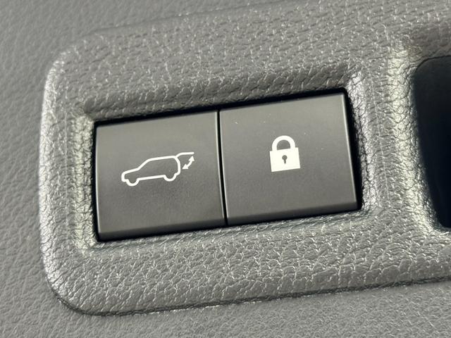 ＮＸ ＮＸ３００　Ｆスポーツ　パノラマムーンルーフ　メーカーナビ　バックカメラ　ＥＴＣ　レーダークルコン　トヨタセーフティセンス　パドルシフト　シートベンチレーション／ヒーター　ステアリングヒーター　パワーバックドア　３眼ＬＥＤ（37枚目）