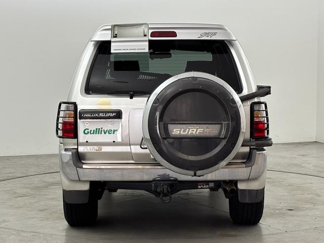 ハイラックスサーフ ＳＳＲ－Ｇ　社外ナビ　ＭＯＭＯステアリング　４ＷＤ　ＥＴＣ　ドラレコ　レーダー探知機　ＡＣ１００Ｖ　ＴＶキャンセラー　ルーフレール　背面タイヤ　牽引フック　ＩＰＦヘッドライト　フォグランプ　純正アルミホイール（43枚目）