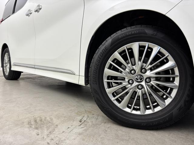 アルファードハイブリッド ＳＲ　Ｃパッケージ　純正ナビ　デジタルルームミラー　両側パワースライドドア　ＥＴＣ　ドライブレコーダー　バックカメラ　レーダークルーズコントロール　ＢＭＳ　衝突軽減　レーンキープ　コーナーセンサー　シートヒーター　ＬＥＤ（18枚目）