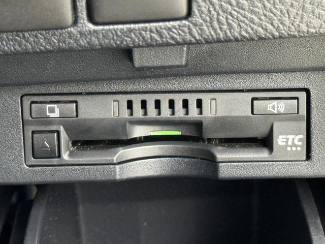 ヴェルファイア 2.5Z Gエディション 純正9型ナビ バックカメラ デジタルルームミラー レーダークルコン 衝突被害軽減 レーンキープ PKSB シートベンチレーション/ヒーター ステアリングヒーター 両側電動スライドドア パワーバックドア(11枚目)