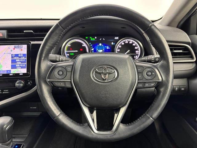 カムリ WS ワンオーナー パノラマムーンルーフ 純正ナビ/フルセグTV バックカメラ ETC2.0 前方ドラレコ トヨタセーフティセンス アクセル踏み間違い防止 パドルシフト ハーフレザー 社外17インチAW(24枚目)