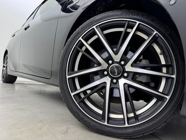 プリウス Ｓセーフティプラス　純正９型ナビ　バックカメラ　ＥＴＣ　ドラレコ　衝突軽減　レーダークルコン　レーンキープ　コーナーセンサー　パーキングアシスト　アクセル踏み間違い　オートハイビーム　横滑り防止　社外１８インチＡＷ（18枚目）