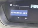 Ｎ－ＢＯＸ Ｇ・ＥＸホンダセンシング　社外ナビ（ＢＴ，フルセグＴＶ）　バックカメラ　ビルトインＥＴＣ　レーダー探知機　アダプティブクルコン　ホンダセンシング　衝突軽減　レーンキープ　先行車発進お知らせ　標識認識機能　片側電動スライドドア（6枚目）
