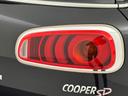 クーパーＳＤ　クラブマン　サンルーフ　純正ナビ　バックカメラ　ＥＴＣ　前後ドラレコ　デジタルルームミラー　クルコン　コーナーセンサー　横滑り防止装置　アイドリングストップ　アンビエントライト　シートヒーター　ハーフレザーシート（68枚目）