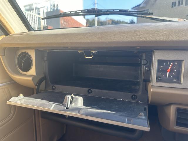 スターレットバン XL KP61/4K&ワンキャブ/4速マニュアル/Momoウッドハンドル/ルーフキャリア/エアコン/整備手帳/5ドア(15枚目)