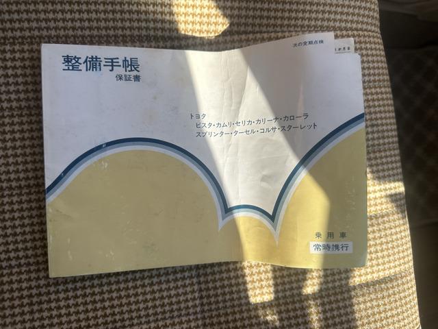 スターレットバン XL KP61/4K&ワンキャブ/4速マニュアル/Momoウッドハンドル/ルーフキャリア/エアコン/整備手帳/5ドア(19枚目)