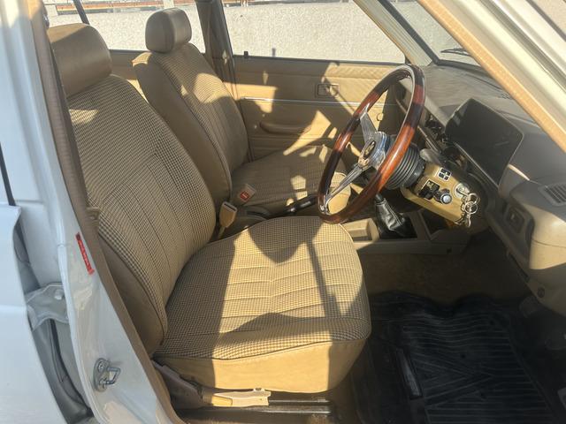 スターレットバン XL KP61/4K&ワンキャブ/4速マニュアル/Momoウッドハンドル/ルーフキャリア/エアコン/整備手帳/5ドア(33枚目)