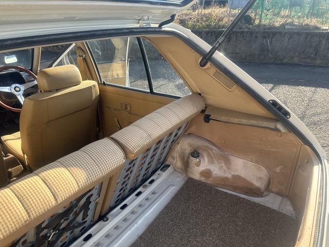 スターレットバン XL KP61/4K&ワンキャブ/4速マニュアル/Momoウッドハンドル/ルーフキャリア/エアコン/整備手帳/5ドア(45枚目)