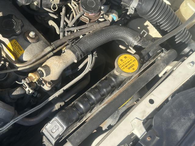 スターレットバン XL KP61/4K&ワンキャブ/4速マニュアル/Momoウッドハンドル/ルーフキャリア/エアコン/整備手帳/5ドア(52枚目)