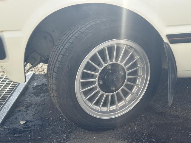 スターレットバン XL KP61/4K&ワンキャブ/4速マニュアル/Momoウッドハンドル/ルーフキャリア/エアコン/整備手帳/5ドア(57枚目)